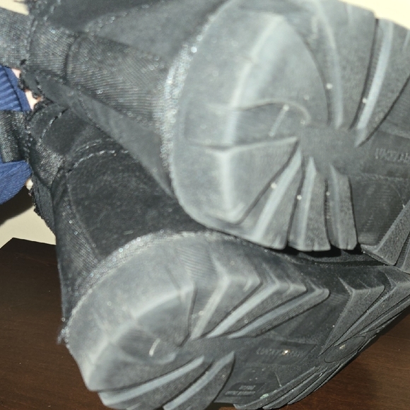 Lucky Brand Black Fuzzy Lined Boots - Picture 8 of 13